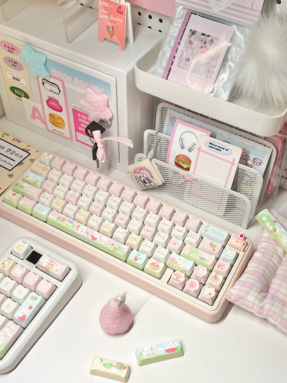 Cream Strawberry Keycaps – Highly Customized Set | Powcaps